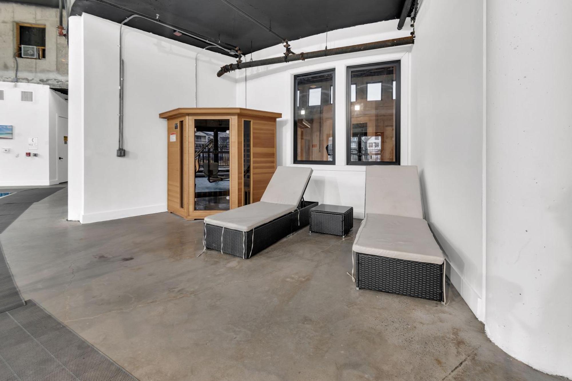 Ferienwohnung Royal Oasis Indoor Pool, Free Parking, Near Nyc Elizabeth Exterior foto